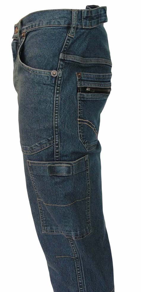 Mech, Pantaloni