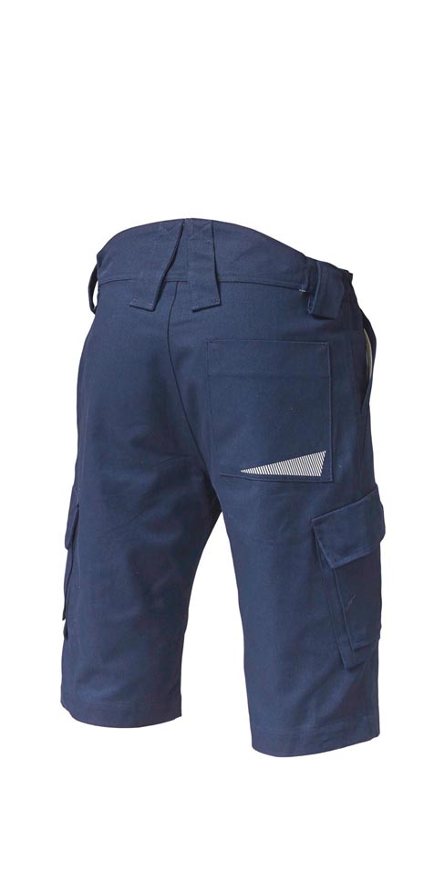 Task 2, Pantaloni corti